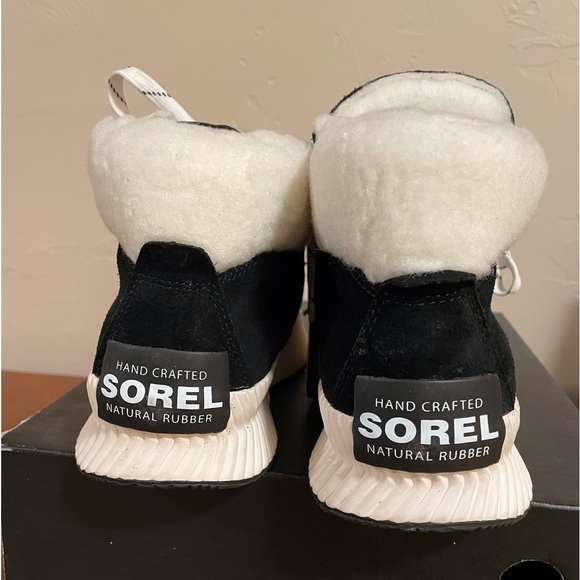 Sorel Out n About sneaker boot NIB - Picture 5 of 8